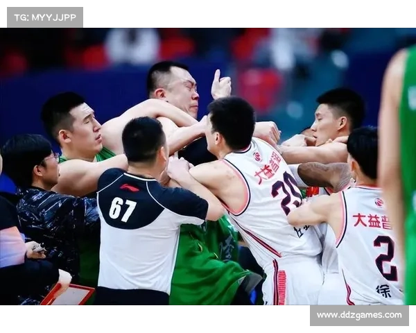 老将韩硕转型执教四川男篮，从球场核心到场边运筹帷幄